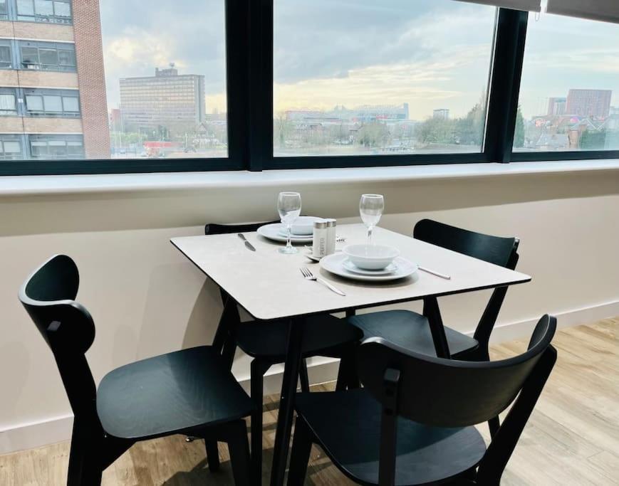 Modern One Bedroom Near Old Trafford Stadium Apartamento *
